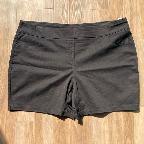 Pants - Napa Valley pull on black short w stretch & comfort waistband 22W